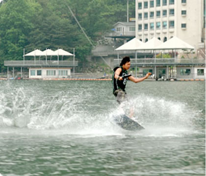 清平水上运动ski